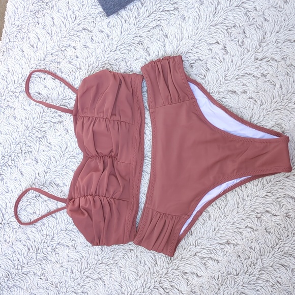 Dusty Pink Ruched Bikini Size Medium ⛱️ - Picture 2 of 5